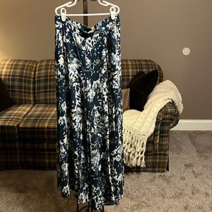 Free People Blue and White Floral Pants